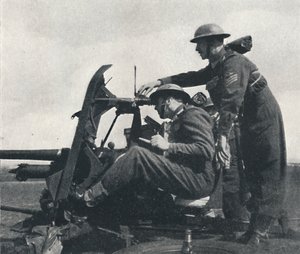 Anti-tank, 1941 af Cecil Beaton