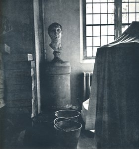 Dynasties pass, 1941 af Cecil Beaton