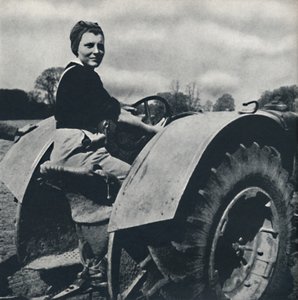 Landpige, 1941