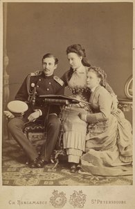 Alexandra Iossifovna af Rusland (nee prinsesse Alexandra af Saxe Altenburg), Nicholas Constantinovitch af Rusland og Vera Constantinovna af Rusland - storhertuginde Alexandra Iosifovna, storhertug Nicholas Constantinovich og storhertuginde Vera Constantino