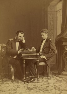 Constantin Nikolaievitch de Russie et Constantin Constantinovitch de Russie - storhertug Konstantin Nikolaevich af Rusland (1827-1892) og storhertug Constantine Constantinovich af Rusland (1858-1915), af Bergamasco, Charles (Karl) (1830-1896). Albumin foto af Charles Bergamasco