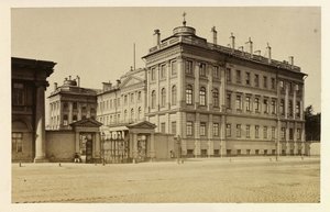 Anichkov-paladset i Sankt Petersborg, af Bergamasco, Charles (Karl) (1830-1896). Albumin foto