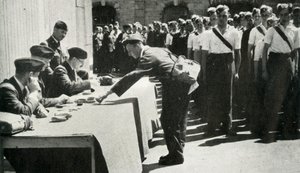 Lønningsdag markerer livet i Royal Air Force med jævne mellemrum, 1941. af Charles Brown