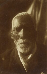 Portræt, ca. 1910 (sølv gelatinetryk) af Charles Frederick Goldie