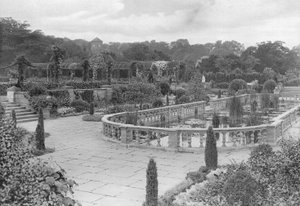 The Fond Gardens af Charles Latham