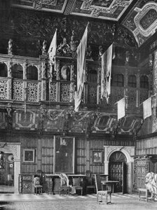 The Marble Hall, East End (s/h foto) af Charles Latham