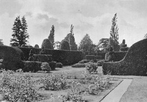 The Yew Garden (s/h foto) af Charles Latham