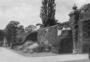 Yew Buttress, Alkovegangen af Charles Latham