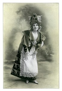 Charlotte Wiehe, 1901.
