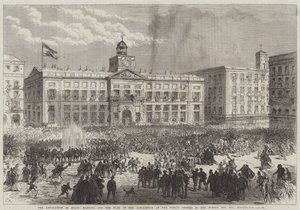 Revolutionen i Spanien, hænger revolutionens flag ud på de offentlige kontorer i Puerta del Sol, Madrid