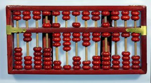 Abacus med numrene 0205847326212 (træ)