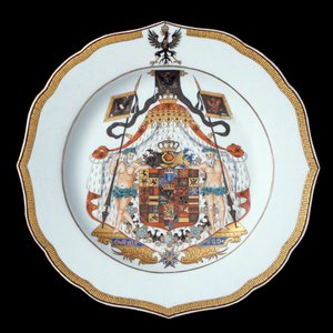 An Armorial Dinner Plate, Qianlong Period (1736-95) c.1755 (porcelæn) af Chinese School