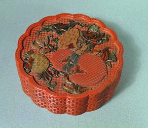 Æske med okker, grøn og brun dekoration, 1700-tallet (cinnoberlak) af Chinese School