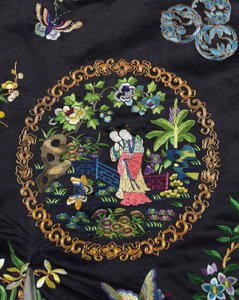 Embroidered midnight-blue Haan women