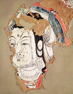 Buddhas hoved med en glorie, fra Kao-chang, Xinjiang, kinesisk Turkestan, 8.-9. århundrede af Chinese School