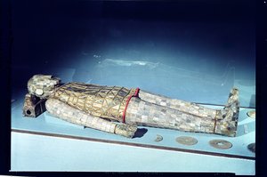 Jade-begravelsesdragt, fra graven af prinsesse Tou Wan, hustru til Liu Sheng (d.113 f.Kr.) fra Lingshang, Man-ch