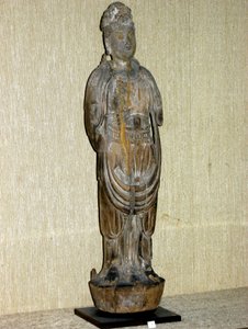 Kouan-yin, bodhisattva af medfølelse, Song-dynastiet (960-1276) (malet træ)