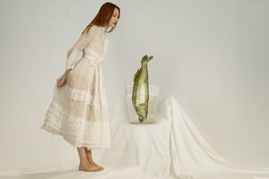 Den nysgerrige kvinde og fisken af Christine von Diepenbroek