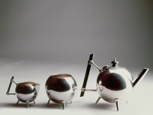 Tesæt fremstillet af Elkington & Company, ca. 1925 (elektroplade)