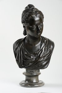 Buste af fru Martha Swinburne af Christopher Hewetson