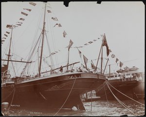 S.S. "Umbria" ved dok, ca. 1897 (s/h-foto)