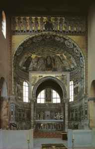 Apsis og ciborium med mosaikker, ca. 540