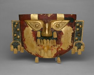 Peruviansk begravelsesmaske, 900-1100 e.Kr. (guld, sølv-kobber overlays, cinnober)