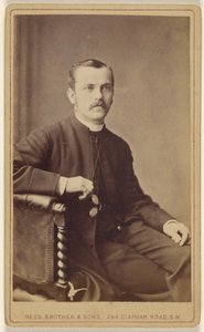 [Uidentificeret mand med overskæg, siddende]. af David Rees and Brother and Son