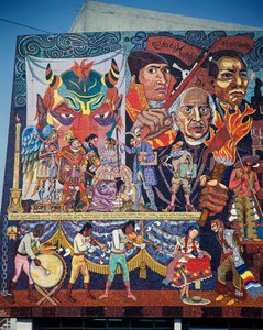 Hidalgo, Morelos og Juarez, helte i kampen for uafhængighed, detalje fra mosaikmaleriet på facaden af Oprørernes Teater, Mexico City. Mexico, 20. århundrede. af Diego Rivera