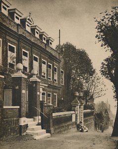 Cromwell House på Highgate Hill, A Mansion of the Seventeenth Century, c1935. af Donald McLeish