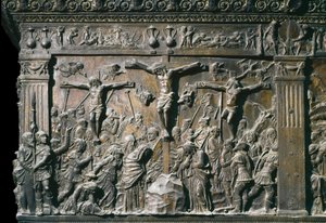 Repræsentation af den gode tyv (Dismas) og den onde tyv (Gesmas), korsfæstet med Jesus Kristus. Lavrelief af venstre prædikestol, ca. 1460