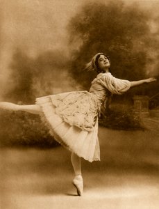Madame Karsavina, c1913. af Dover Street Studios