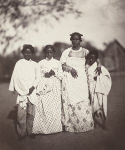 Madagaskanske kvinde og hendes børn Madagaskanske kvinde og hendes børn Tavle 3, 1863.