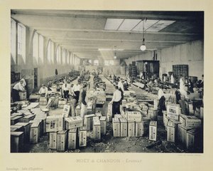 Pakkasser til forsendelse, fra La France Vinicole, udgivet af Moet & Chandon, Epernay (photolitho)
