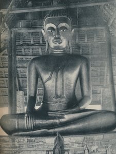 Glory of the Central Shrine i Wat Suthat, Bangkok, c1935 af ENA