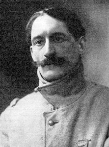 Henri Barbusse, forfatter til antikrigsromaner, 1923.