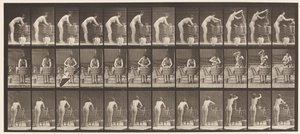 Tallerken 432. Vasketøj ved Kar af Eadweard Muybridge