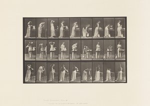 Plade 496. Diverse faser af toilettet, 1885 af Eadweard Muybridge