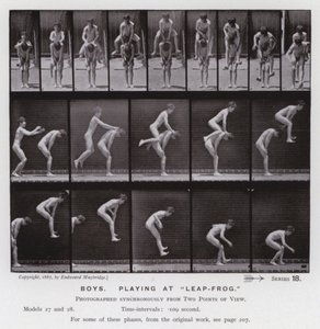 The Human Figure in Motion: Boys, spiller på "Leap-Frog" (s/h-foto) af Eadweard Muybridge