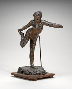 Danser holder sin højre fod i sin højre hånd, muligvis 19001911. af Edgar Degas