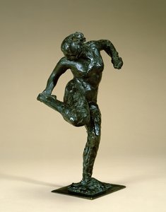 Danser holder sin fod, ca. 1900-10 (bronze)