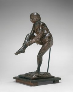 Danser, der tager sin strømpe på, 1890