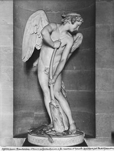 Amor udskåret sin bue fra Hercules-klubben, 1747-50 (se også 346092) (marmor)