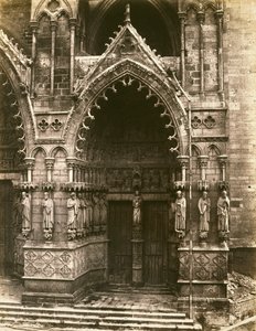 Jomfruens dør, Amiens-katedralen, ca. 1856 (tryk af saltet papir) af Edouard Denis Baldus