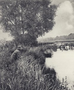 Ved Eel-pot Bridge ved Leckford (s/h-foto) af Edward Alfred Barton