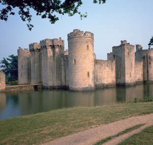 Bodiam Slot, 1300-tallet af Edward Dalyngrigge
