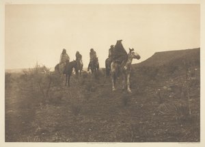 Desert Rovers - Apache af Edward S. Curtis