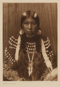 Støvet kjole - Kalispel af Edward S. Curtis