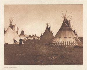 Portfolio VI, tavle 186: Malede loger--Piegan af Edward S. Curtis