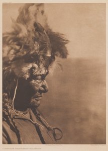 En medicinsk hovedbeklædning Blackfoot af Edward Sheriff Curtis